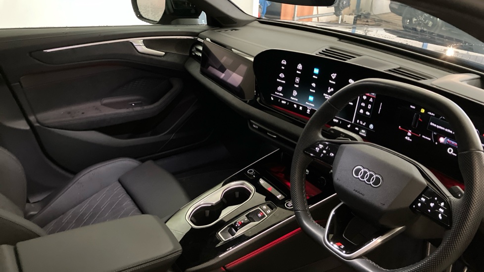 Audi A6 2.0 TDI Quattro 204 Edition 1 4dr S Tronic [S+V] Diesel Saloon - Image 29