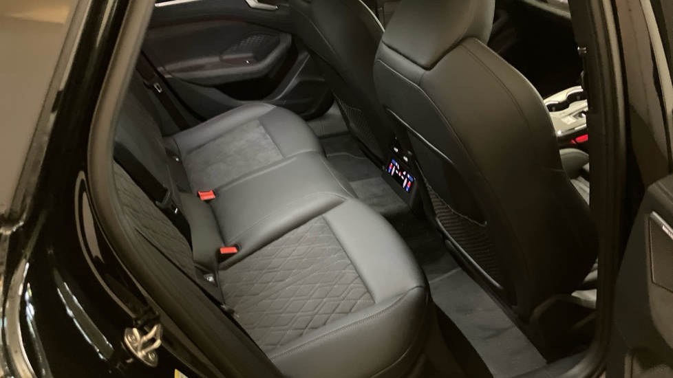 Audi A6 2.0 TDI Quattro 204 Edition 1 4dr S Tronic [S+V] Diesel Saloon - Image 38