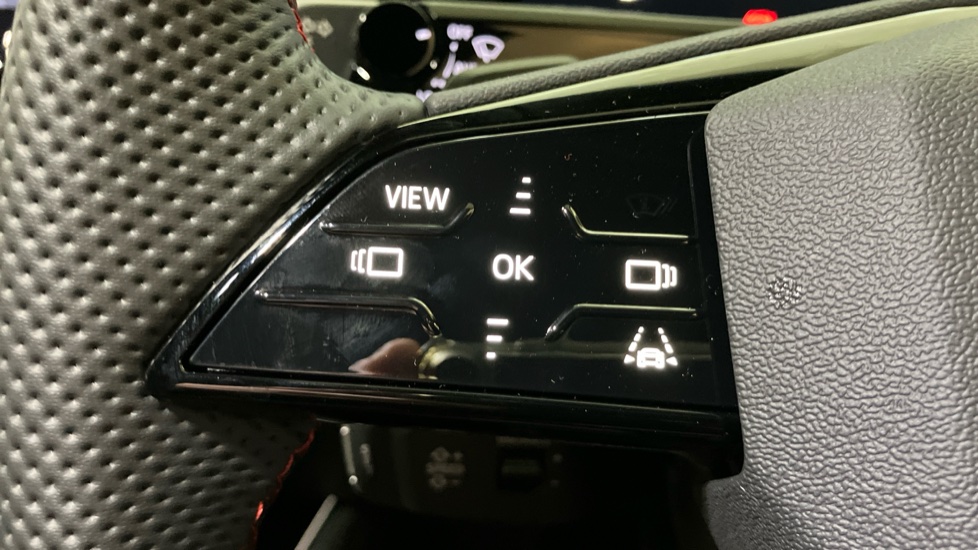 Audi Q3 1.5 TFSI Edition 1 5dr S Tronic Petrol Estate - Image 17
