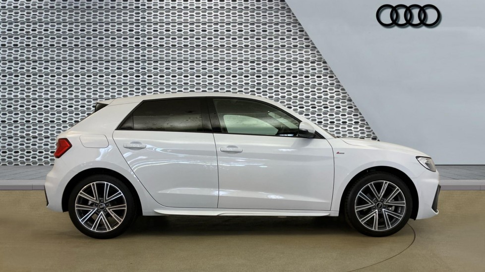 Audi A1 35 TFSI S Line 5dr S Tronic Petrol Hatchback - Image 4