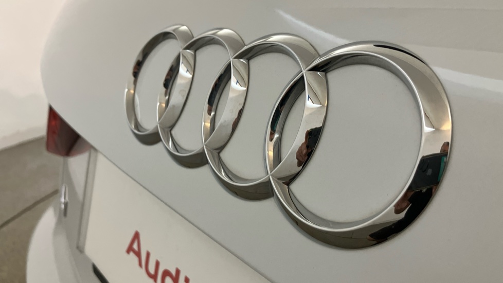 Audi A1 35 TFSI S Line 5dr S Tronic Petrol Hatchback - Image 28