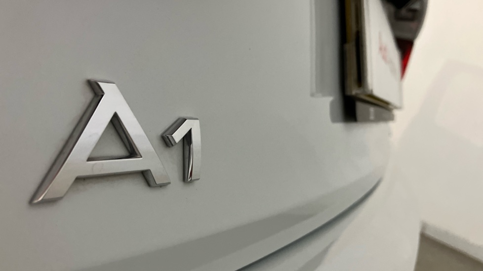 Audi A1 35 TFSI S Line 5dr S Tronic Petrol Hatchback - Image 29