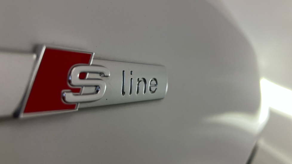 Audi A1 35 TFSI S Line 5dr S Tronic Petrol Hatchback - Image 36