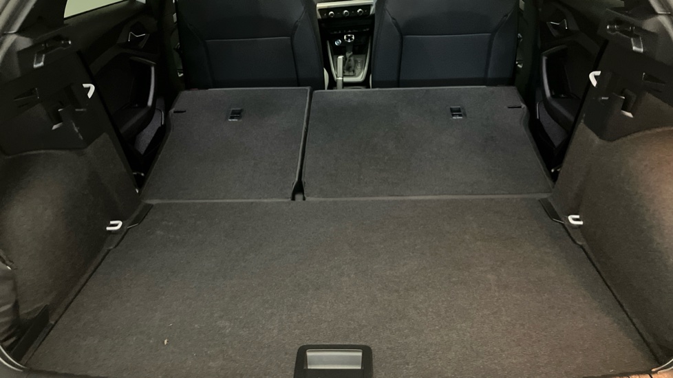 Audi A1 35 TFSI S Line 5dr S Tronic Petrol Hatchback - Image 39