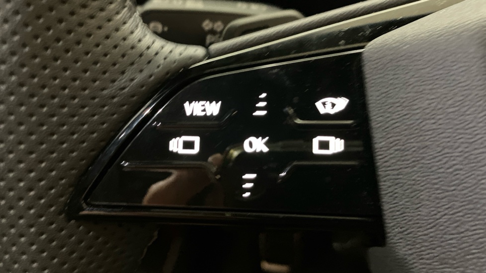 Audi A6 270kW Performance 100kWh S Line 5dr Auto [S+V] Electric Estate - Image 17