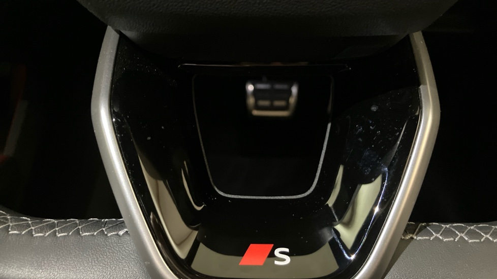 Audi A6 270kW Performance 100kWh S Line 5dr Auto [S+V] Electric Estate - Image 27