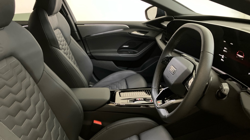 Audi A6 270kW Performance 100kWh S Line 5dr Auto [S+V] Electric Estate - Image 33