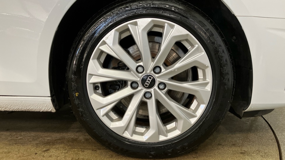 Audi A4 30 TDI Technik 5dr S Tronic Diesel Estate - Image 5