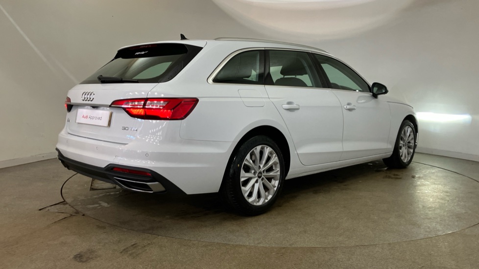 Audi A4 30 TDI Technik 5dr S Tronic Diesel Estate - Image 43