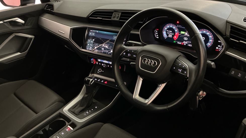 Audi Q3 40 TFSI Quattro Sport 5dr S Tronic Petrol Estate - Image 6