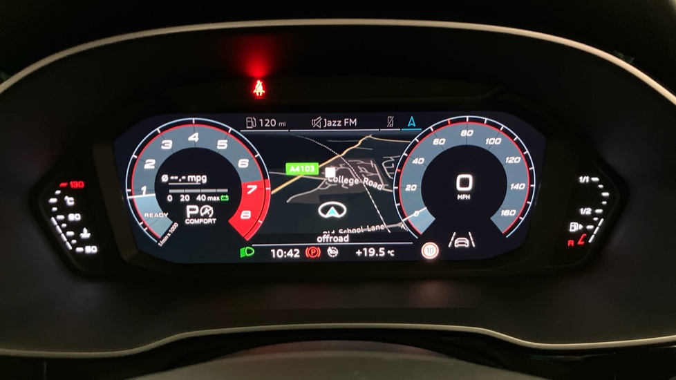 Audi Q3 40 TFSI Quattro Sport 5dr S Tronic Petrol Estate - Image 11