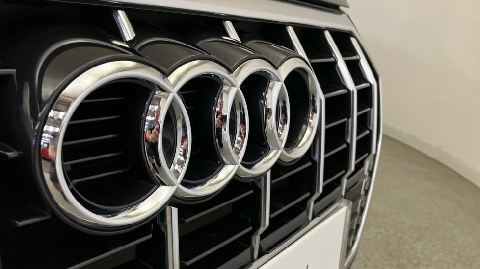 Audi Q3 40 TFSI Quattro Sport 5dr S Tronic Petrol Estate - Image 30