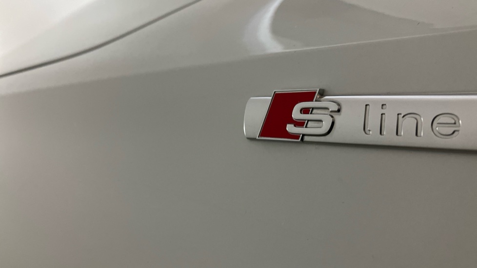 Audi A3 35 TFSI Edition 1 5dr Petrol Hatchback - Image 37