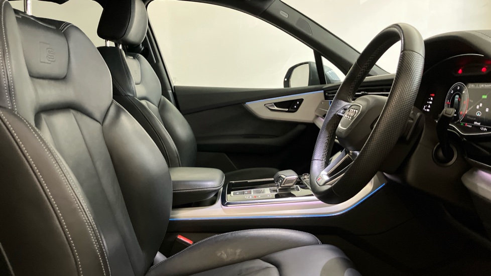 Audi Q7 50 TDI Quattro S Line 5dr Tiptronic Diesel Estate - Image 15