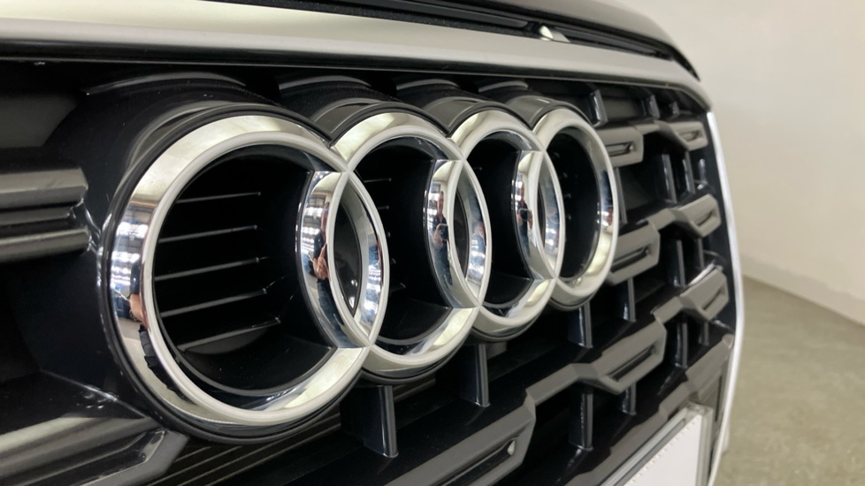Audi Q2 30 TFSI 116 Sport 5dr [Tech] Petrol Estate - Image 30