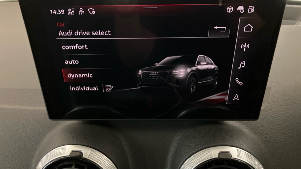 Audi Q2 30 TFSI 116 Sport 5dr [Tech] Petrol Estate - Image 44