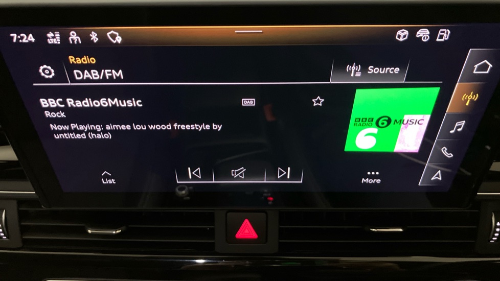 Audi A4 35 TFSI Black Edition 5dr S Tronic Petrol Estate - Image 32