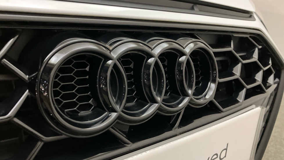 Audi A4 35 TFSI Black Edition 5dr S Tronic Petrol Estate - Image 40