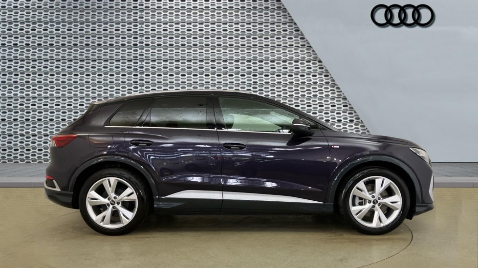 Audi Q4 e-tron 210kW 45 82kWh S Line 5dr Auto [Leather/Tech Pack] Electric Estate - Image 4