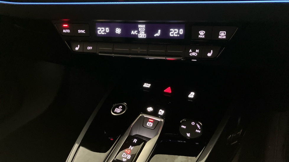 Audi Q4 e-tron 210kW 45 82kWh S Line 5dr Auto [Leather/Tech Pack] Electric Estate - Image 13
