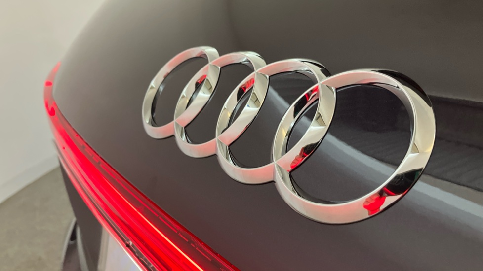 Audi Q4 e-tron 210kW 45 82kWh S Line 5dr Auto [Leather/Tech Pack] Electric Estate - Image 27