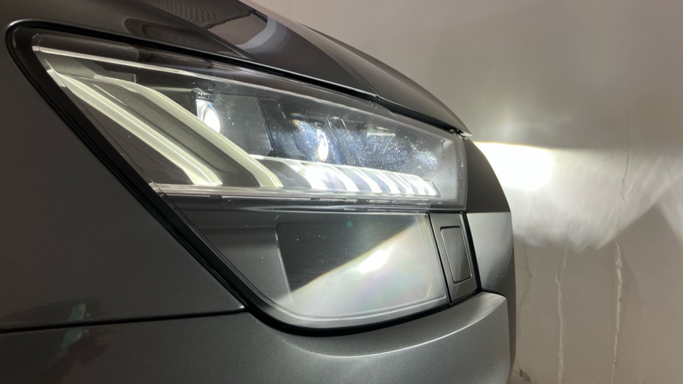 Audi Q8 55 TFSI Quattro Vorsprung 5dr Tiptronic Petrol Estate - Image 41