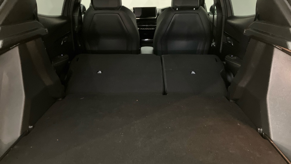 Peugeot 2008 1.2 PureTech 130 GT 5dr EAT8 Petrol Estate - Image 36