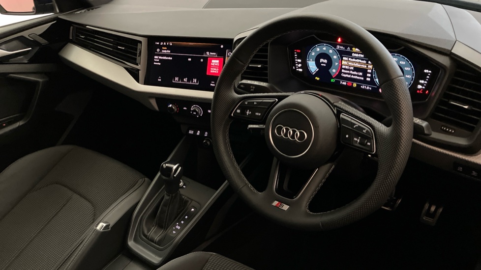 Audi A1 35 TFSI S Line 5dr S Tronic Petrol Hatchback - Image 6