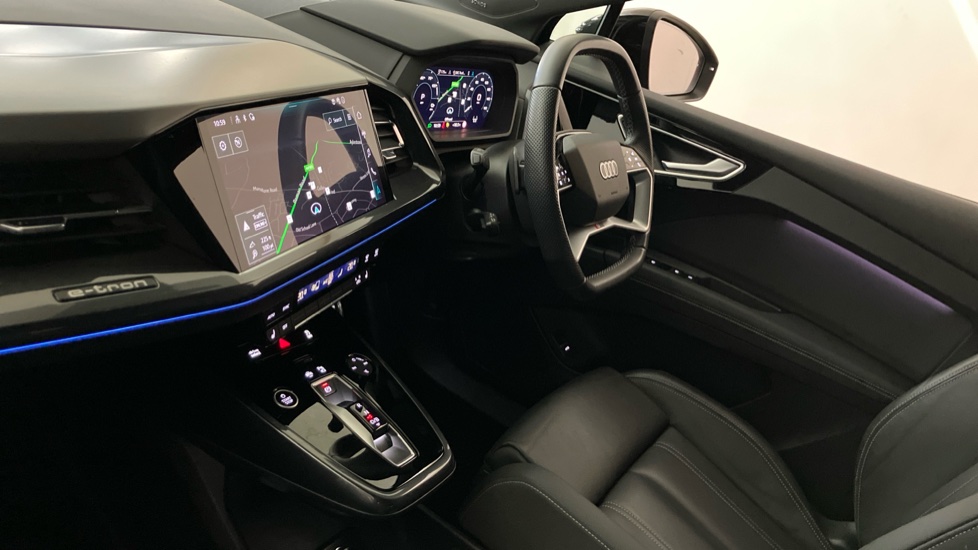 Audi Q4 e-tron 210kW 45 82kWh Black Edition 5dr Auto Electric Estate - Image 2