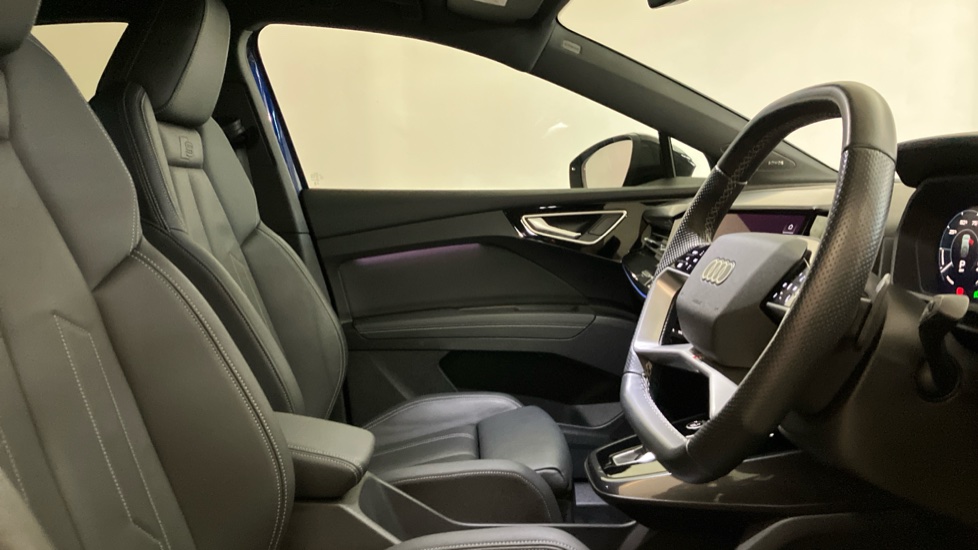 Audi Q4 e-tron 210kW 45 82kWh Black Edition 5dr Auto Electric Estate - Image 15