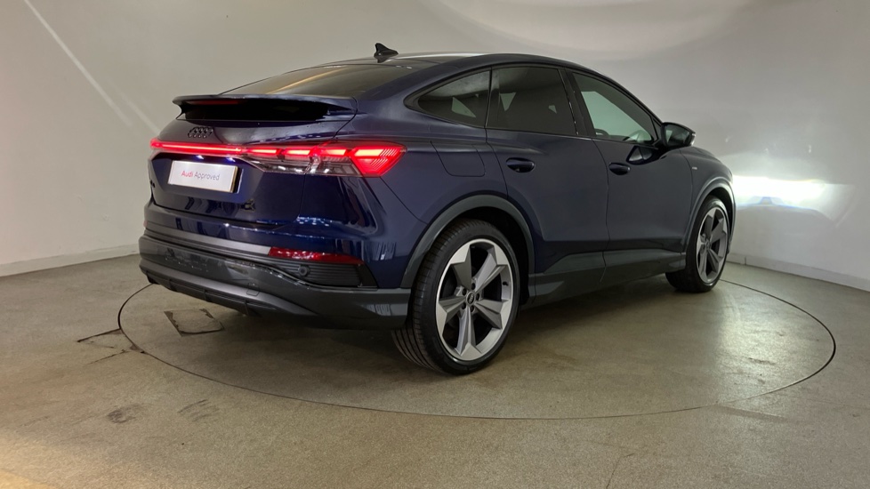 Audi Q4 e-tron 210kW 45 82kWh Black Edition 5dr Auto Electric Estate - Image 35