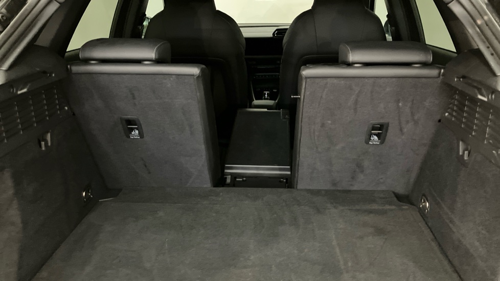 Audi A3 35 TFSI Black Edition 5dr S Tronic Petrol Hatchback - Image 37