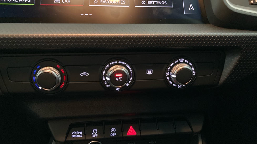Audi A1 30 TFSI Sport 5dr S Tronic Petrol Hatchback - Image 13