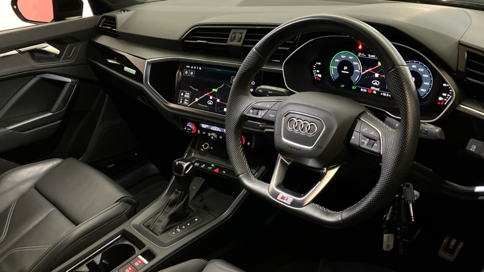 Audi Q3 45 TFSI e Black Edition 5dr S Tronic Estate - Image 6