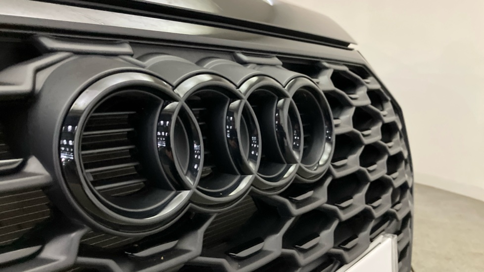 Audi Q3 45 TFSI e Black Edition 5dr S Tronic Estate - Image 37