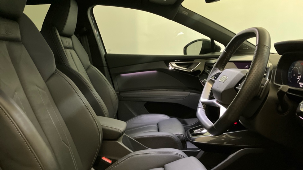 Audi Q4 e-tron 210kW 45 82kWh Black Edition 5dr Auto Electric Estate - Image 15