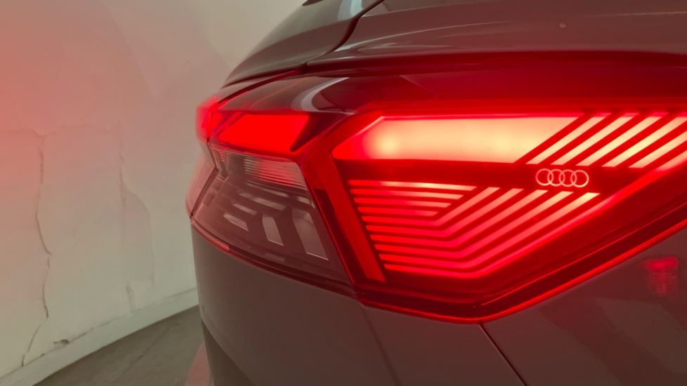 Audi Q4 e-tron 210kW 45 82kWh Black Edition 5dr Auto Electric Estate - Image 27
