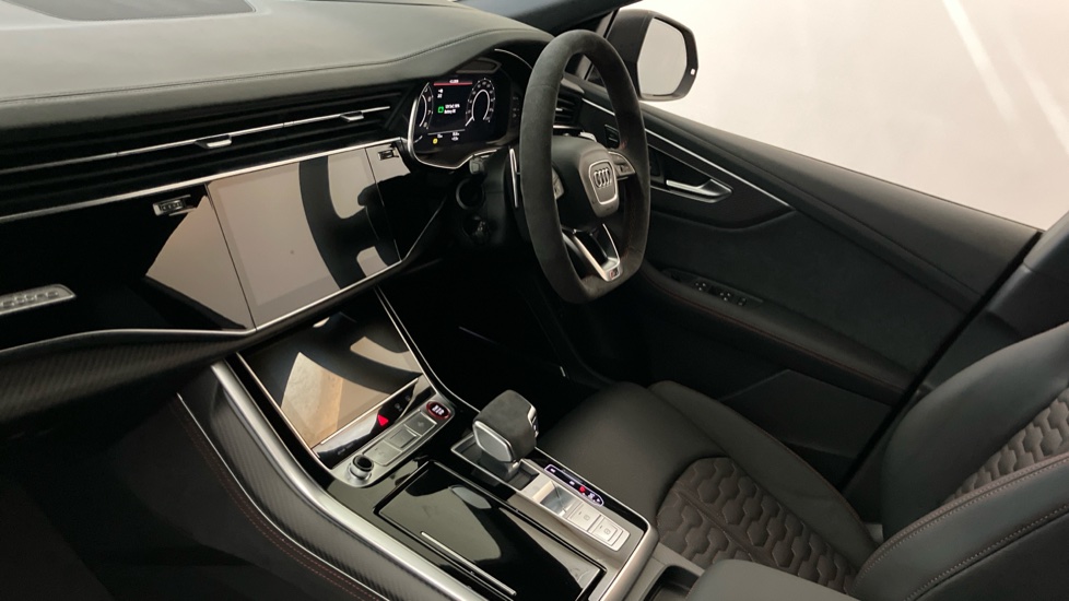 Audi RS Q8 TFSI 640 Quattro Perform Carbon Black 5dr Tiptron Petrol Estate - Image 2