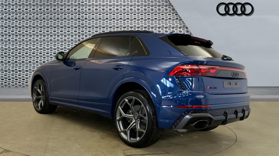 Audi RS Q8 TFSI 640 Quattro Perform Carbon Black 5dr Tiptron Petrol Estate - Image 3