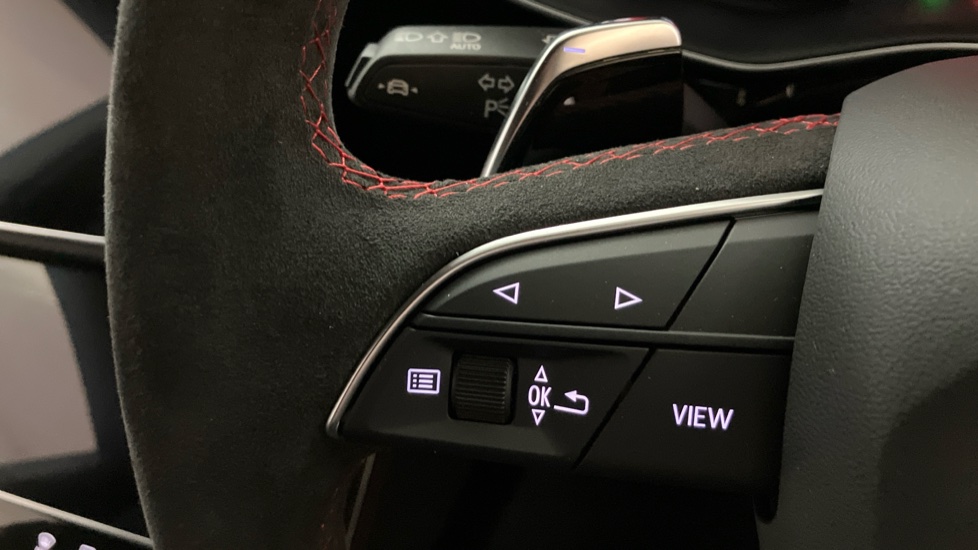 Audi RS Q8 TFSI 640 Quattro Perform Carbon Black 5dr Tiptron Petrol Estate - Image 17