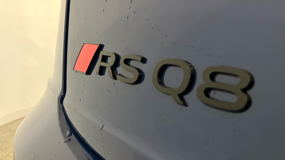 Audi RS Q8 TFSI 640 Quattro Perform Carbon Black 5dr Tiptron Petrol Estate - Image 31