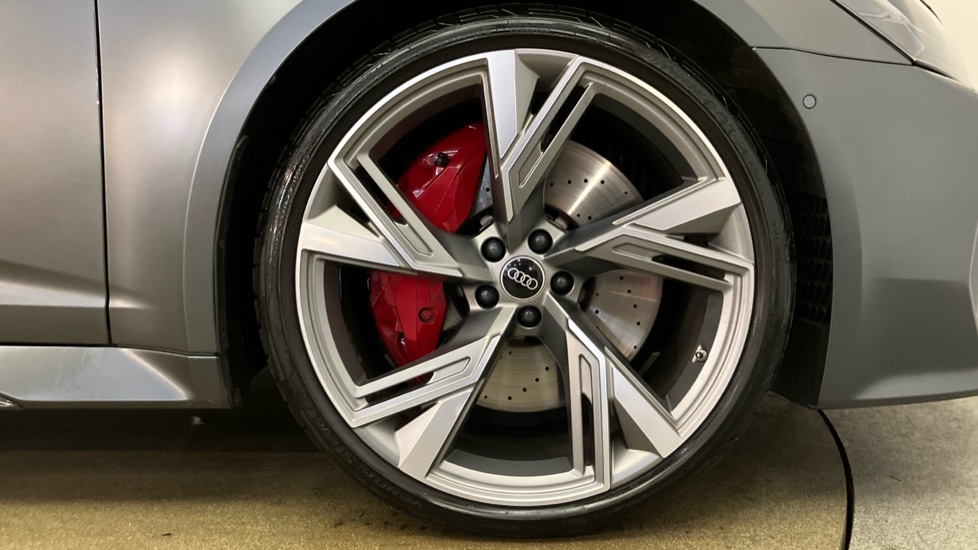 Audi RS6 RS 6 TFSI Quattro Performance 5dr Tiptronic Petrol Estate - Image 5