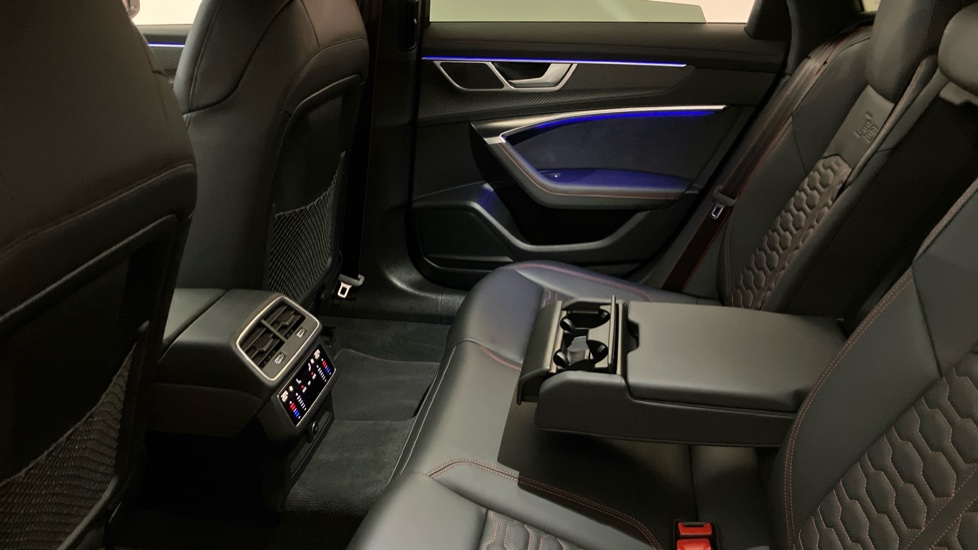 Audi RS6 RS 6 TFSI Quattro Performance 5dr Tiptronic Petrol Estate - Image 30