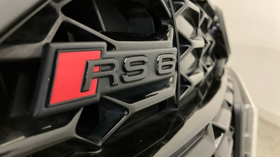Audi RS6 RS 6 TFSI Quattro Performance 5dr Tiptronic Petrol Estate - Image 33