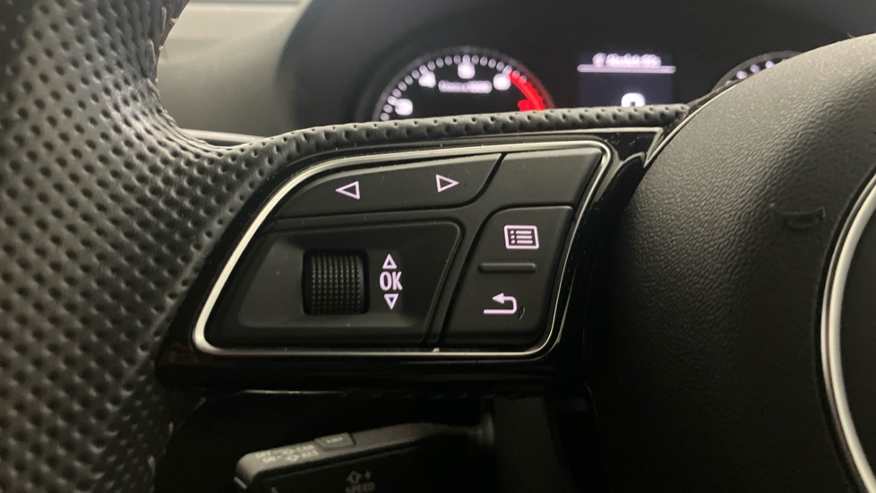 Audi Q2 35 TFSI Black Edition 5dr Petrol Estate - Image 17