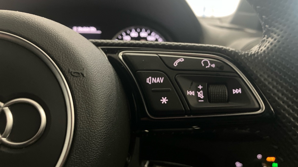 Audi Q2 35 TFSI Black Edition 5dr Petrol Estate - Image 18