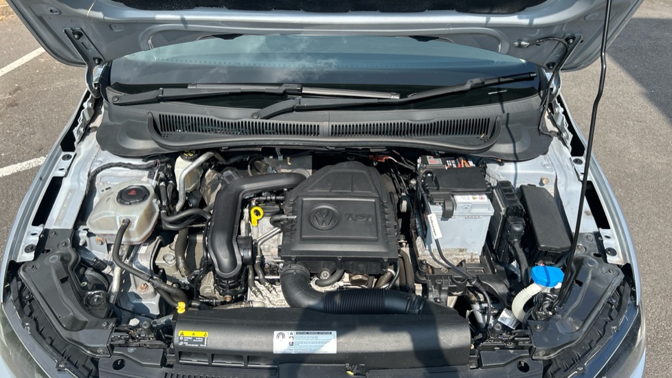 Volkswagen Polo 1.0 TSI 95 SE 5dr DSG Petrol Hatchback - Image 8