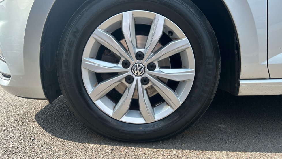 Volkswagen Polo 1.0 TSI 95 SE 5dr DSG Petrol Hatchback - Image 22