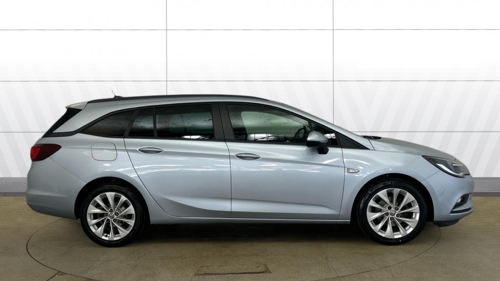 Vauxhall Astra 1.0T ecoTEC Tech Line Nav 5dr Petrol Estate - Image 5