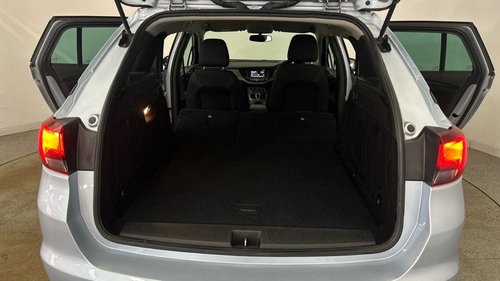 Vauxhall Astra 1.0T ecoTEC Tech Line Nav 5dr Petrol Estate - Image 29